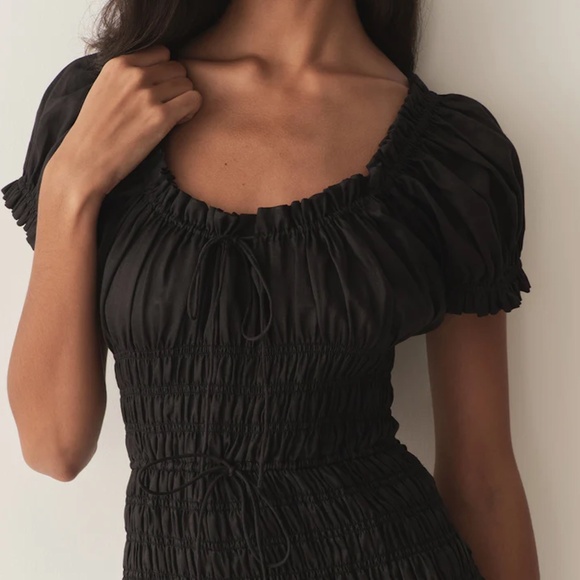 Doen Black Ruched Dress - Picture 4 of 7